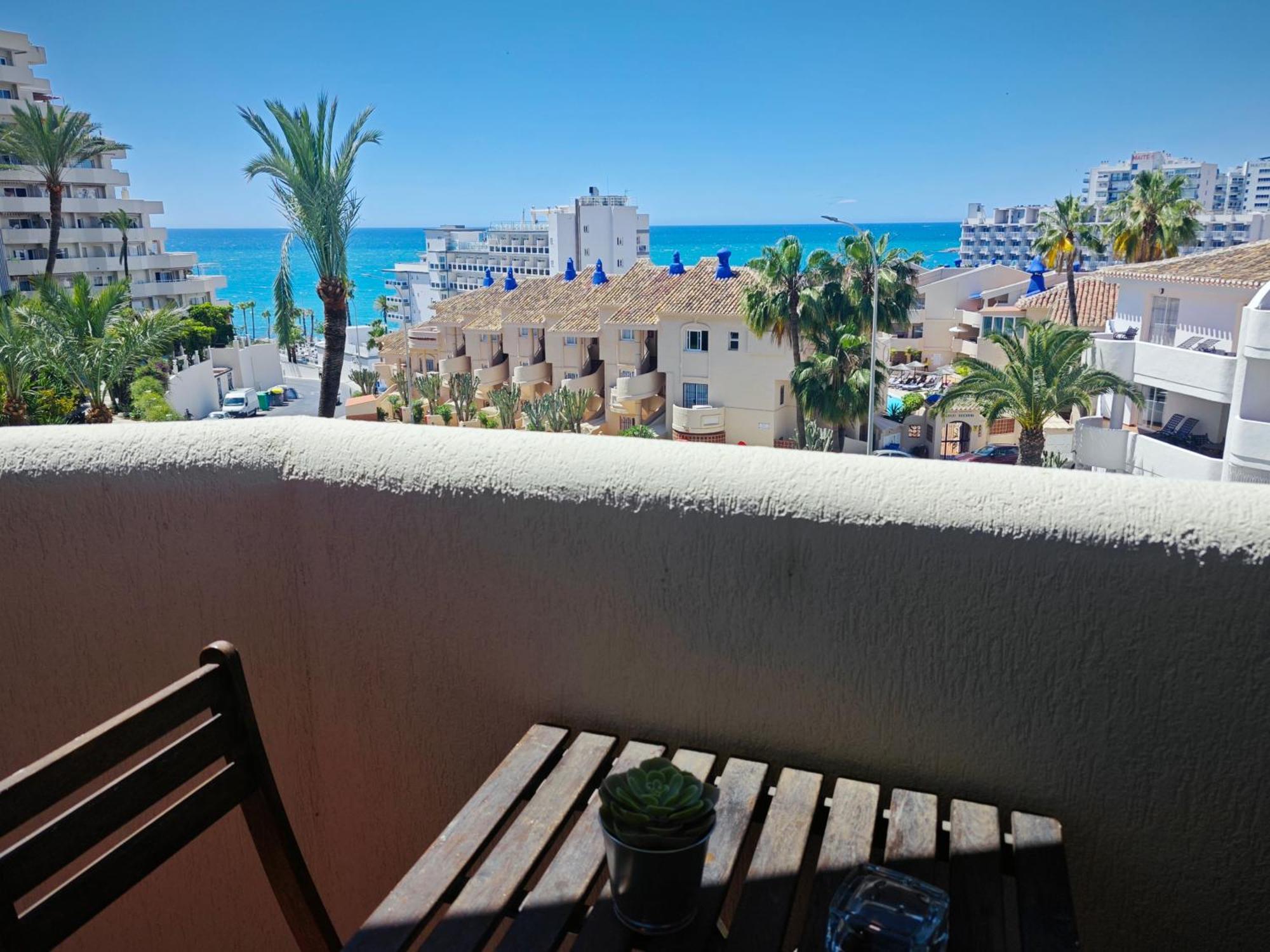 Benalbeach Casa Kito Costa 1ª Linea De Playa Benalmádena Exterior foto