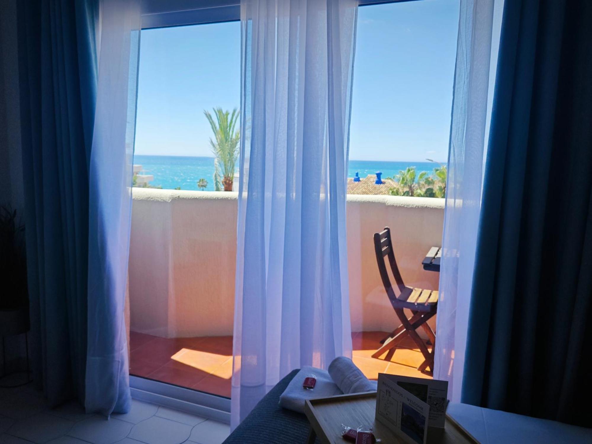 Benalbeach Casa Kito Costa 1ª Linea De Playa Benalmádena Exterior foto